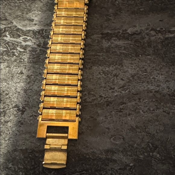 Seiko Men's Vintage Gold Tone Quartz Watch 5P30-5160 RO - Picture 3 of 7